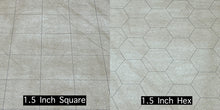 Load image into Gallery viewer, Chessex Reversible Battlemat 1½&quot; Squares &amp; 1½&quot; Hexes