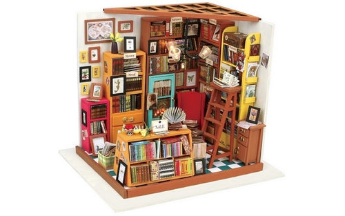 Robotime DIY House - Sam's Study<br>(Shipped in 10-14 days)