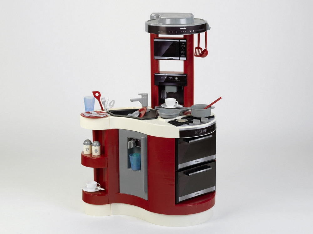 Klein Miele kitchen 