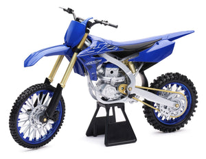 NewRay 1/6 Yamaha YZ450F 2022<br>(Shipped in 10-14 days)