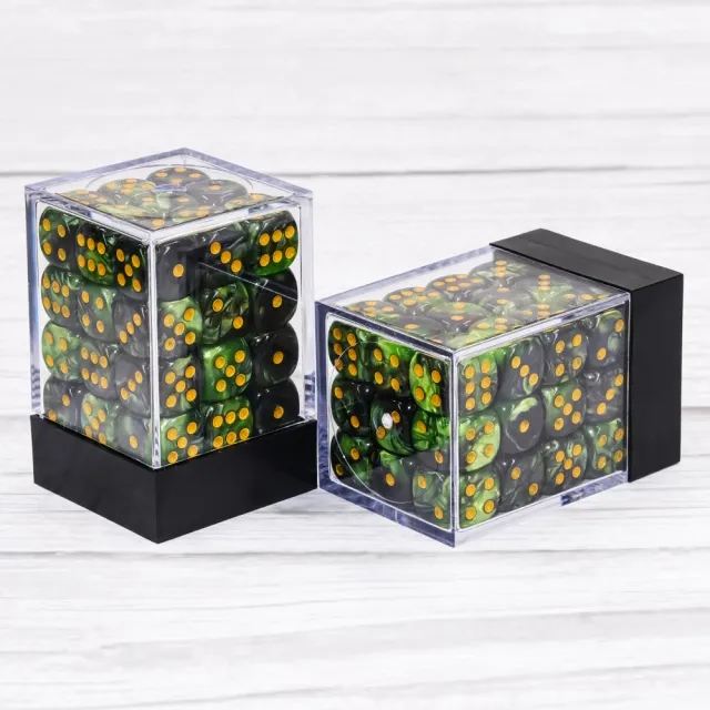 Grass Green+Black 12mm D6 pips dice