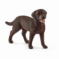 Schleich Farm World - Labrador Retriever female (5cm) DISC<br>(Shipped in 10-14 days)